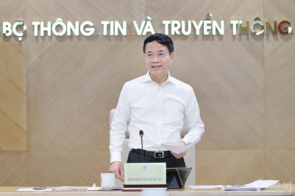 Bộ trưởng Nguyễn Mạnh Hùng chỉ đạo tại Hội nghị. Ảnh: Lê Anh Dũng